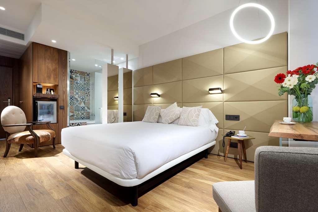 Hotel Sb Glow Барселона Номер фото
